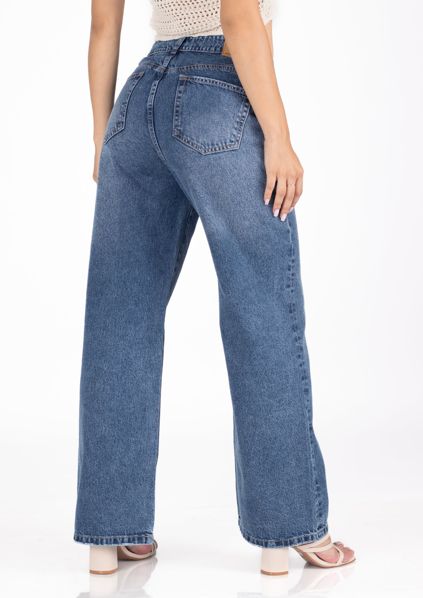 WIDE LEG JEANS
