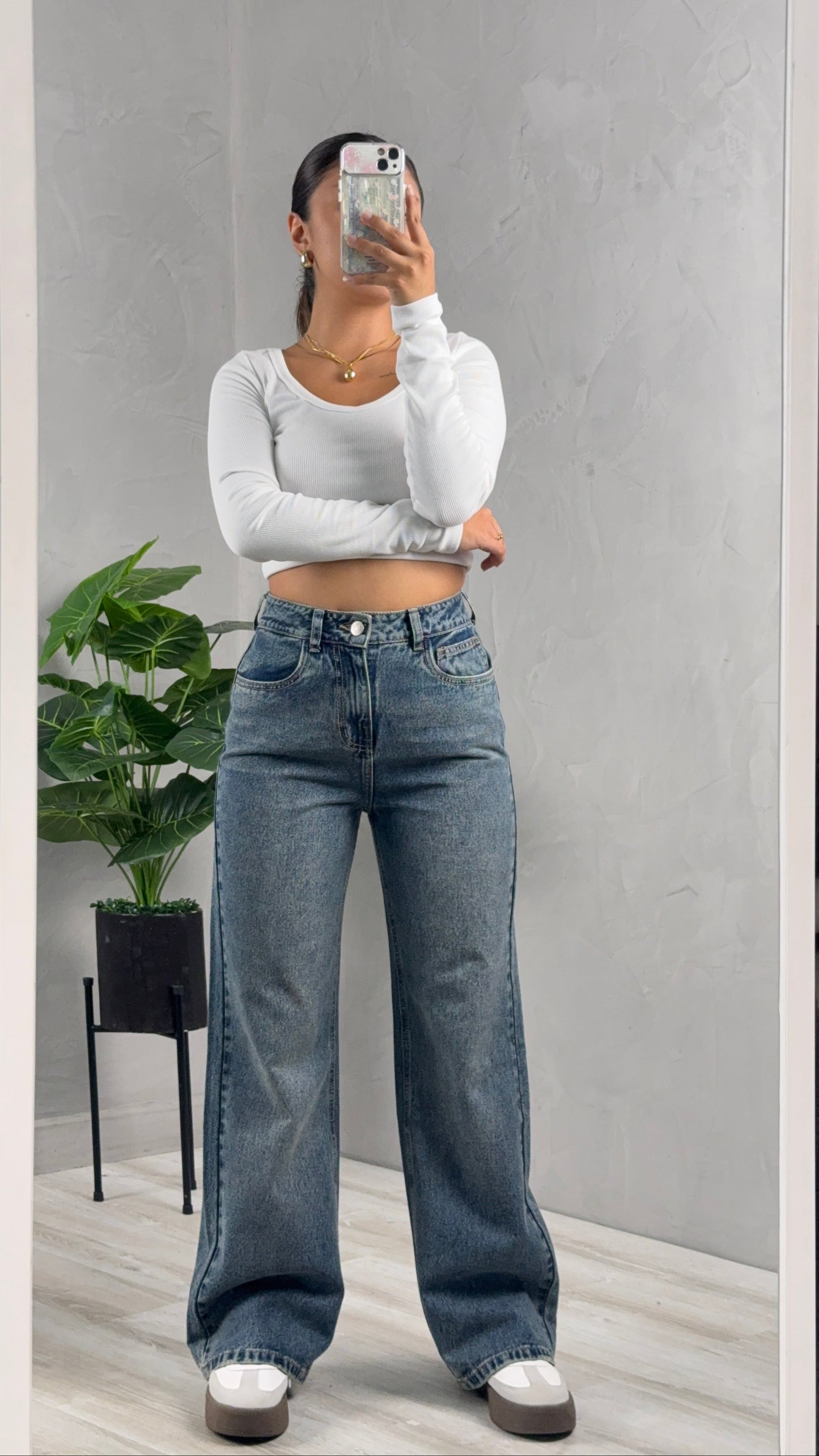 WIDE LEG JEANS