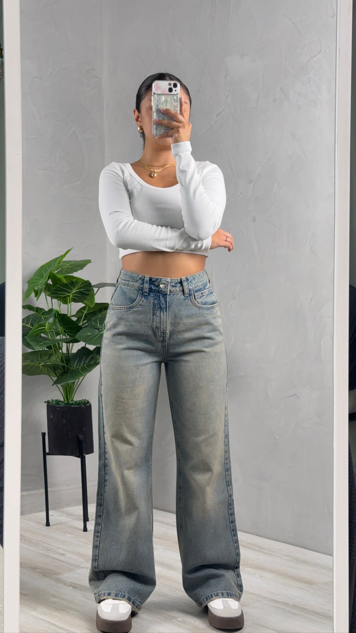 WIDE LEG JEANS